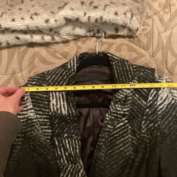 L.A.M.B. Border Print Blazer Size 4 - Picture 6 of 8